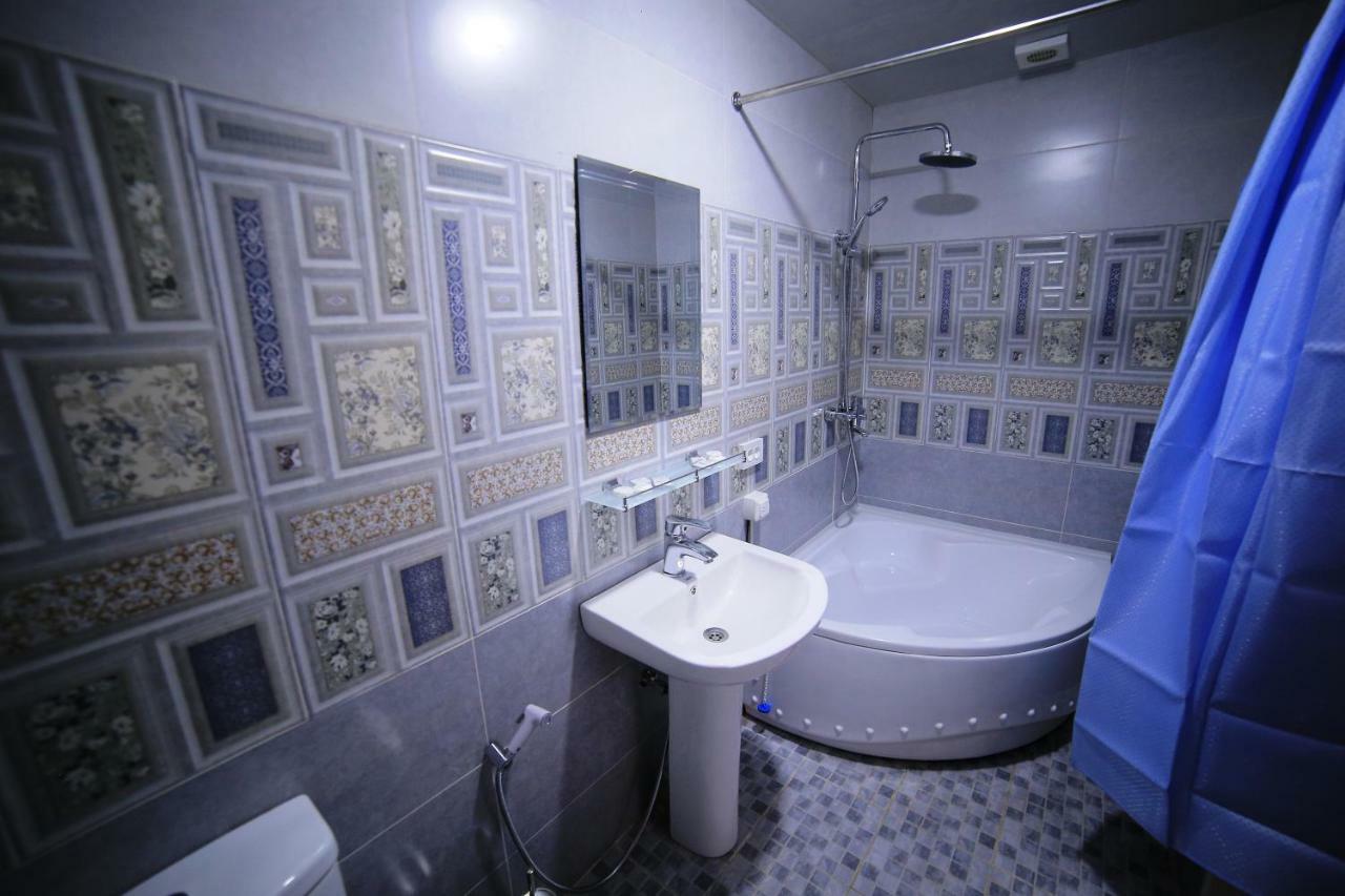 Muslima Hotel Bukhara Bagian luar foto